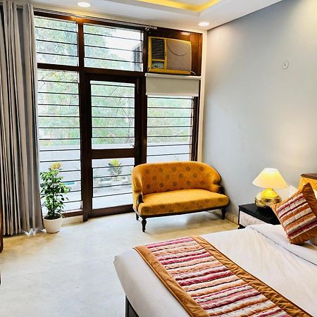 מלון Grove Residency Hauz Khas New Delhi Couple Friendly מראה חיצוני תמונה
