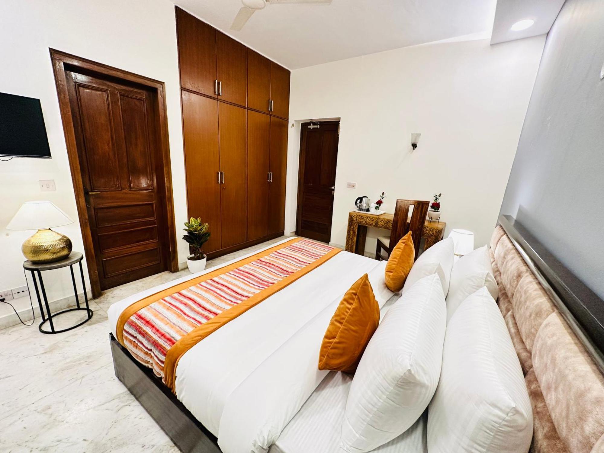 מלון Grove Residency Hauz Khas New Delhi Couple Friendly מראה חיצוני תמונה